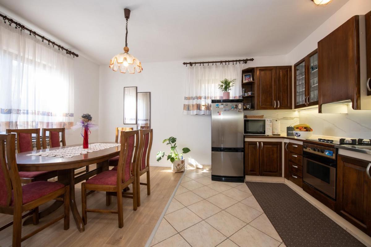 Apartman Elvis Lovran Extérieur photo